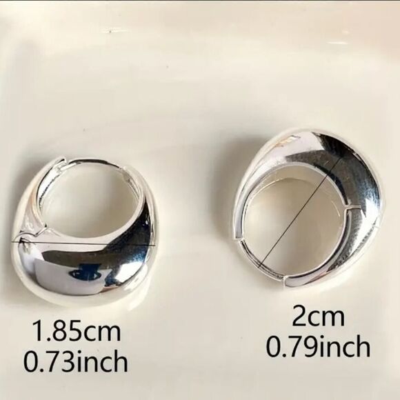 Fashion And Retro Glossy Gold Plated or Silver Plated Earrings - Picture 3 of 12